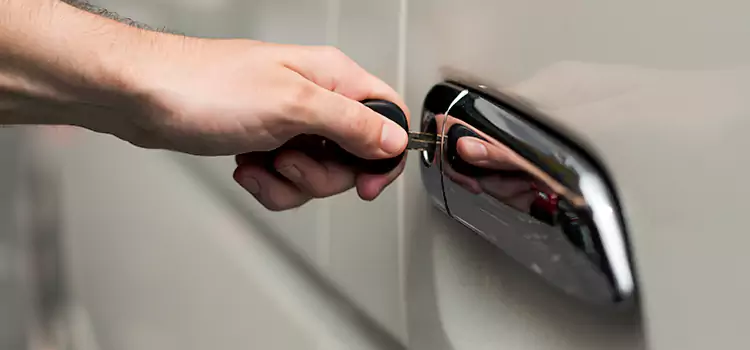 Why Choose Our Auto Locksmith Team in Fresno, CA?