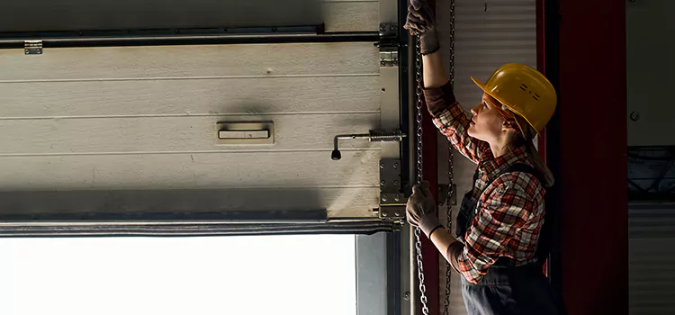 Addressing Common Garage Door Stoppage Issues in Fresno, CA
